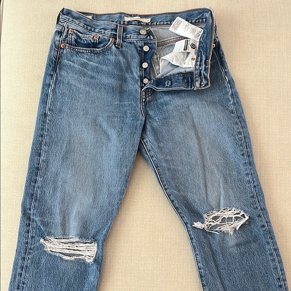Levi's wedgie